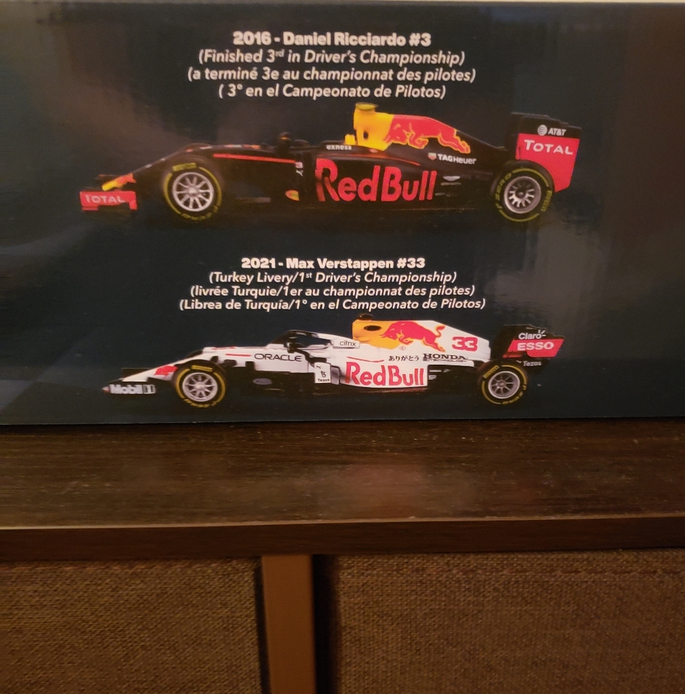 🏁 Red Bull Racing Formula 1 Cars 🏎 - Picture 12 of 14